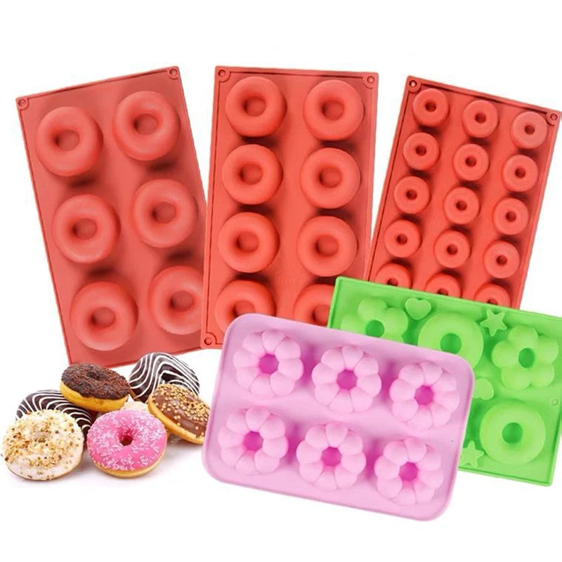 Silicone Donut Mould – 3D Non-Stick Baking Mould for Donuts, Muffins, Cakes and Pastries