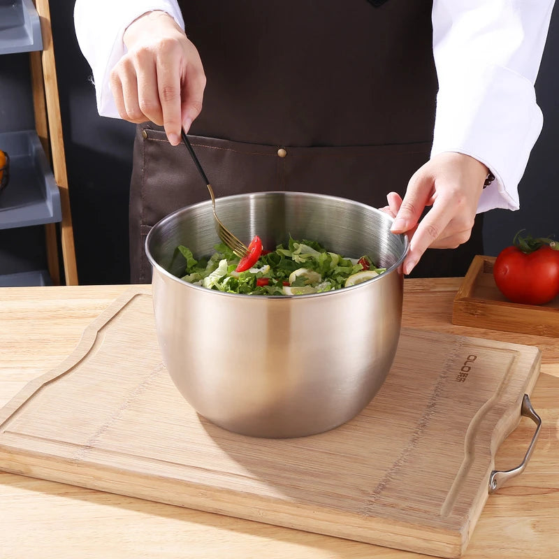 Stainless Steel Mixing Bowl with Lid – Versatile Salad, Stirring & Food Storage Container