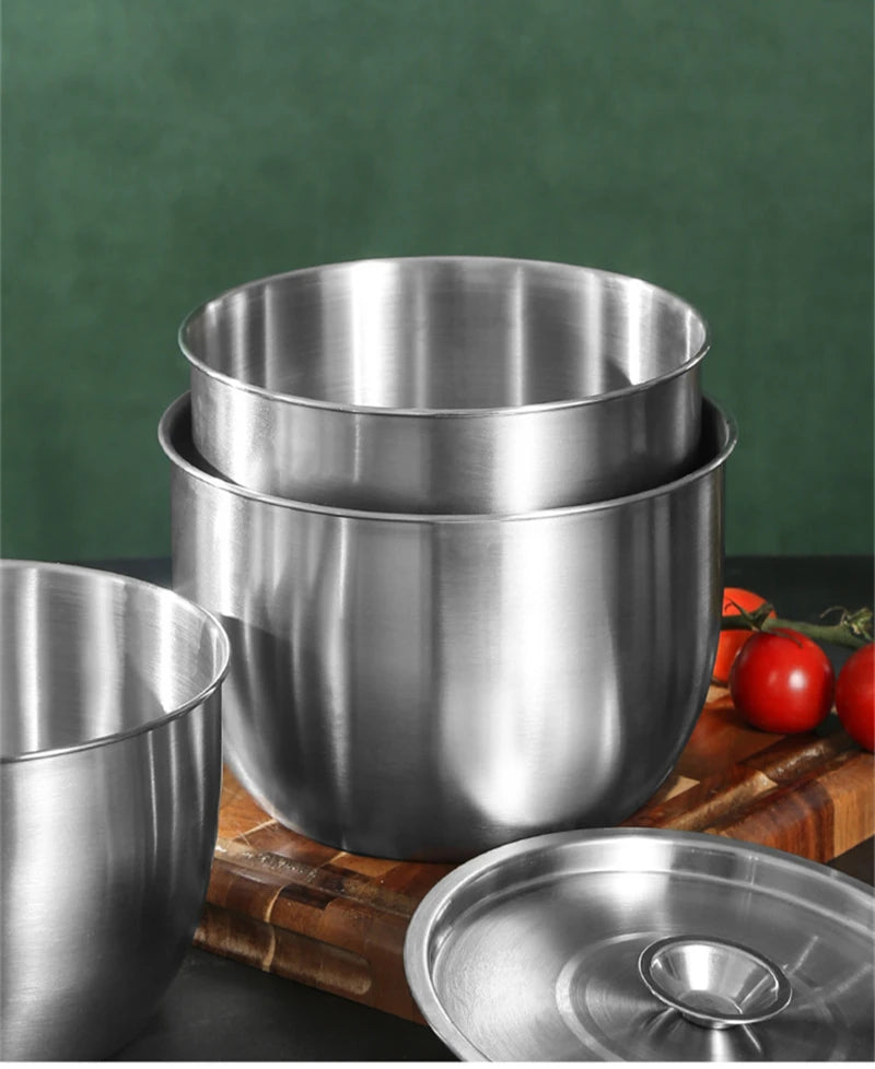 Stainless Steel Mixing Bowl with Lid – Versatile Salad, Stirring & Food Storage Container
