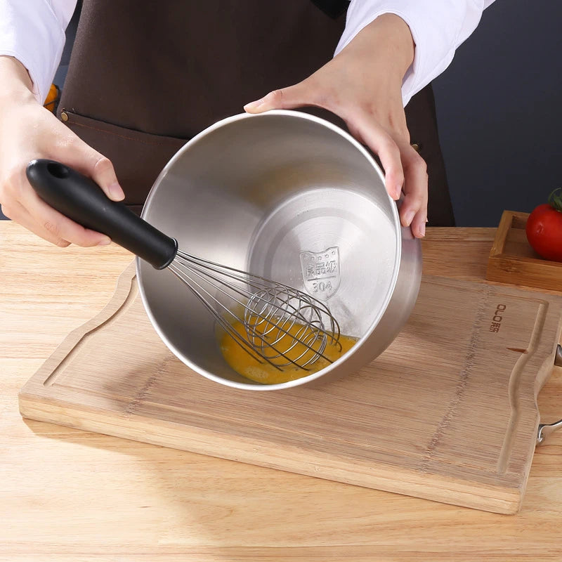 Stainless Steel Mixing Bowl with Lid – Versatile Salad, Stirring & Food Storage Container