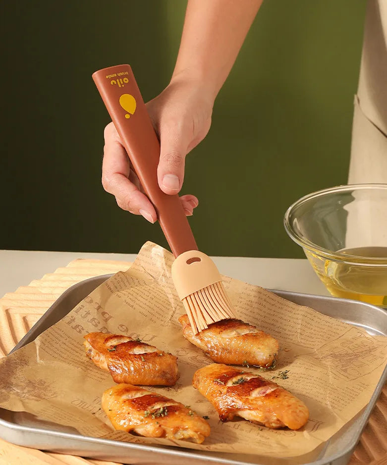 Silicone BBQ Oil Brush – Heat Resistant Basting Brush for Baking, Grilling and Cooking