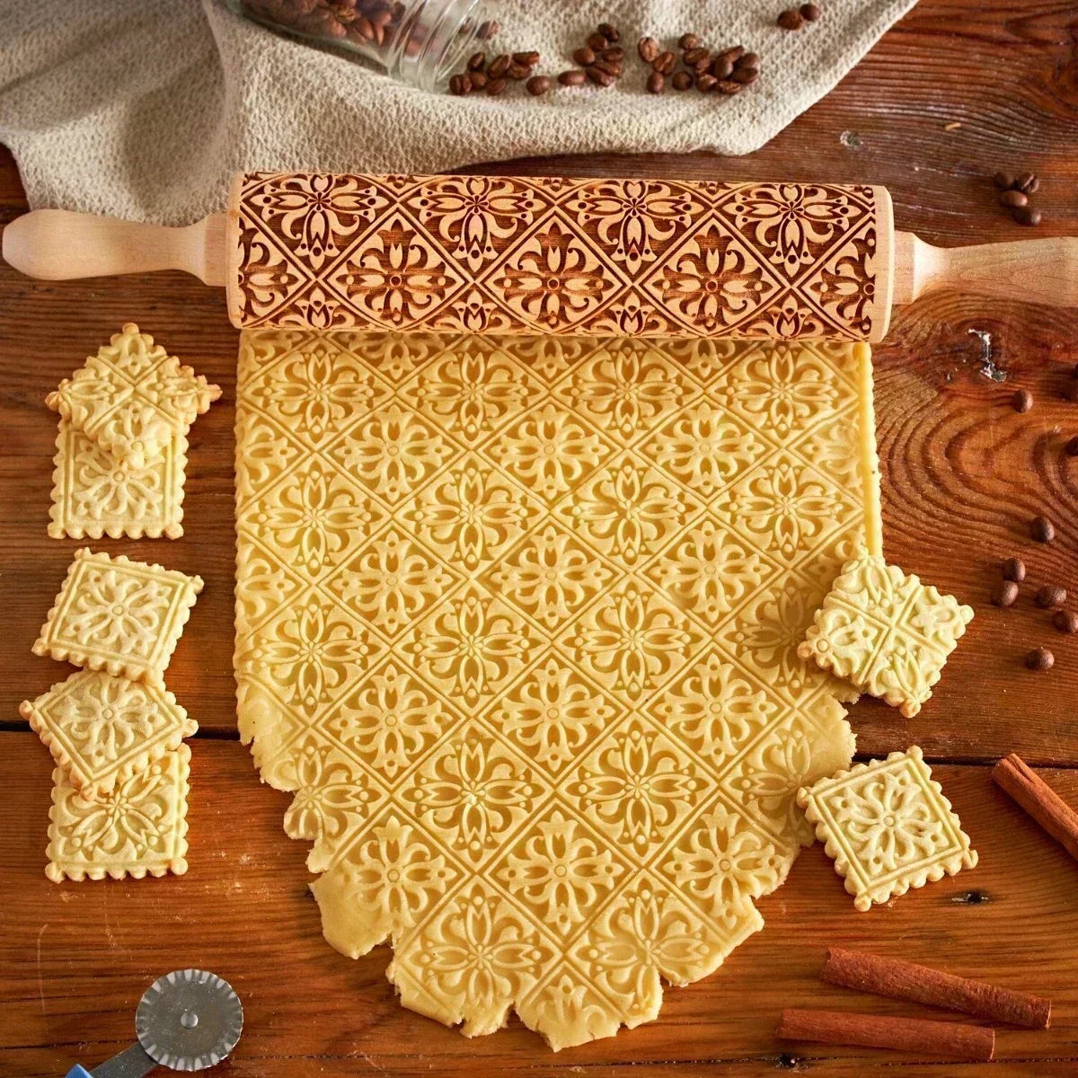 Wooden Embossed Rolling Pin – 35cm Patterned Roller for Cookies, Biscuits & Fondant