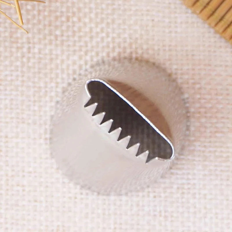 Basket Weave Icing Nozzles – Stainless Steel Piping Tips for Cake & Cupcake Decorating