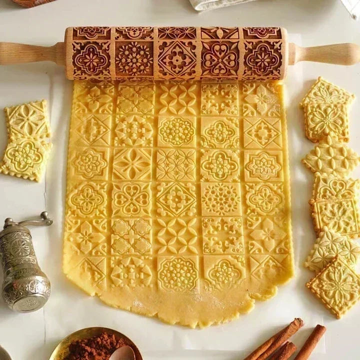 Wooden Embossed Rolling Pin – 35cm Patterned Roller for Cookies, Biscuits & Fondant