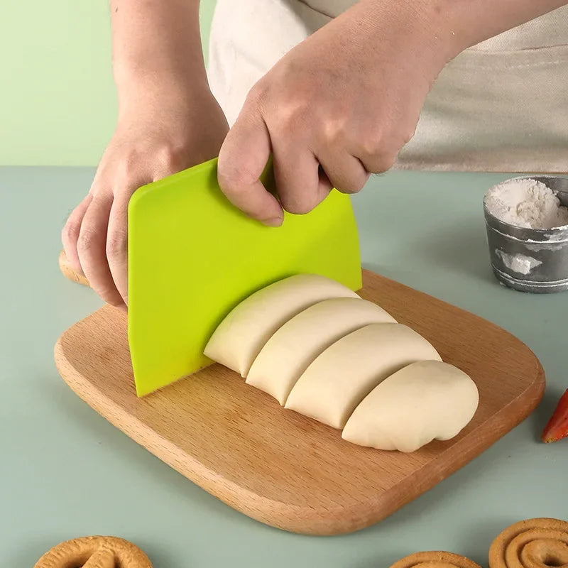 2PCS Plastic Dough Scraper and Pastry Cutter Set – Baking and Cake Decorating Tools