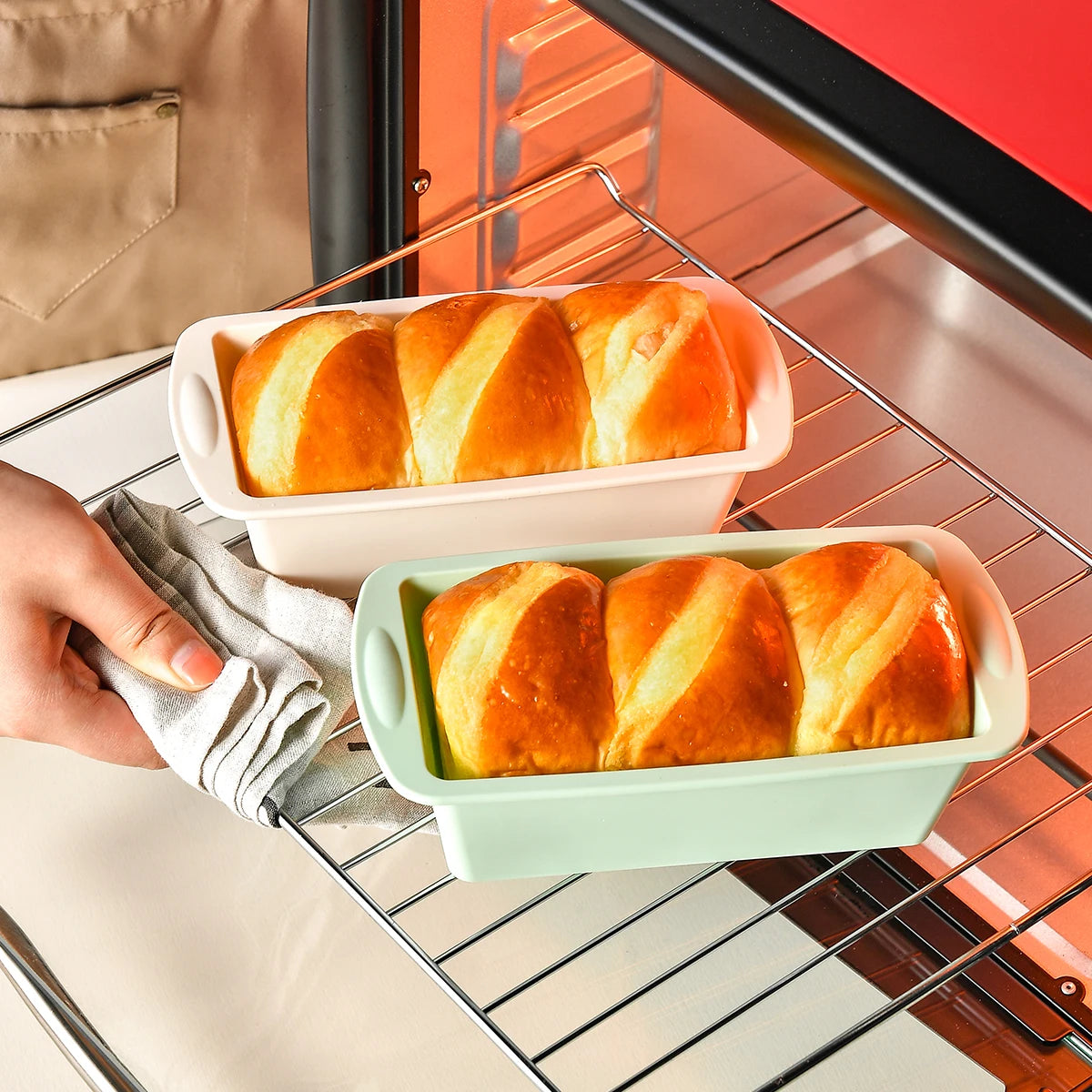 Rectangular Silicone Bread Mould – Non-Stick Loaf Tin for Baking Bread & Cakes