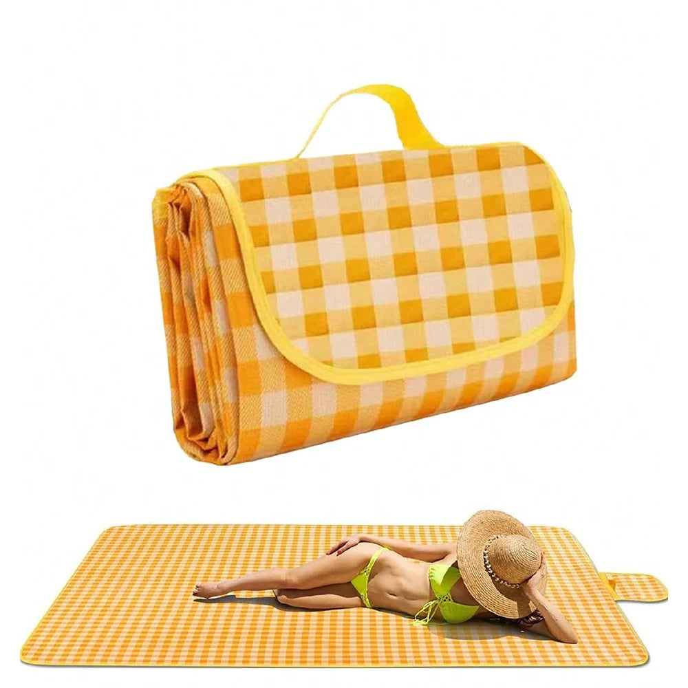 Checkered Picnic Blanket 140×190cm – Washable Lightweight Mat with Handle for Camping