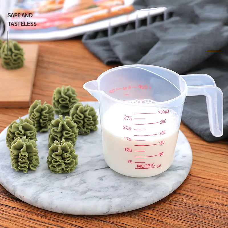 Silicone Plastic Measuring Cups – 250ml, 500ml, 1000ml Kitchen Jug Set