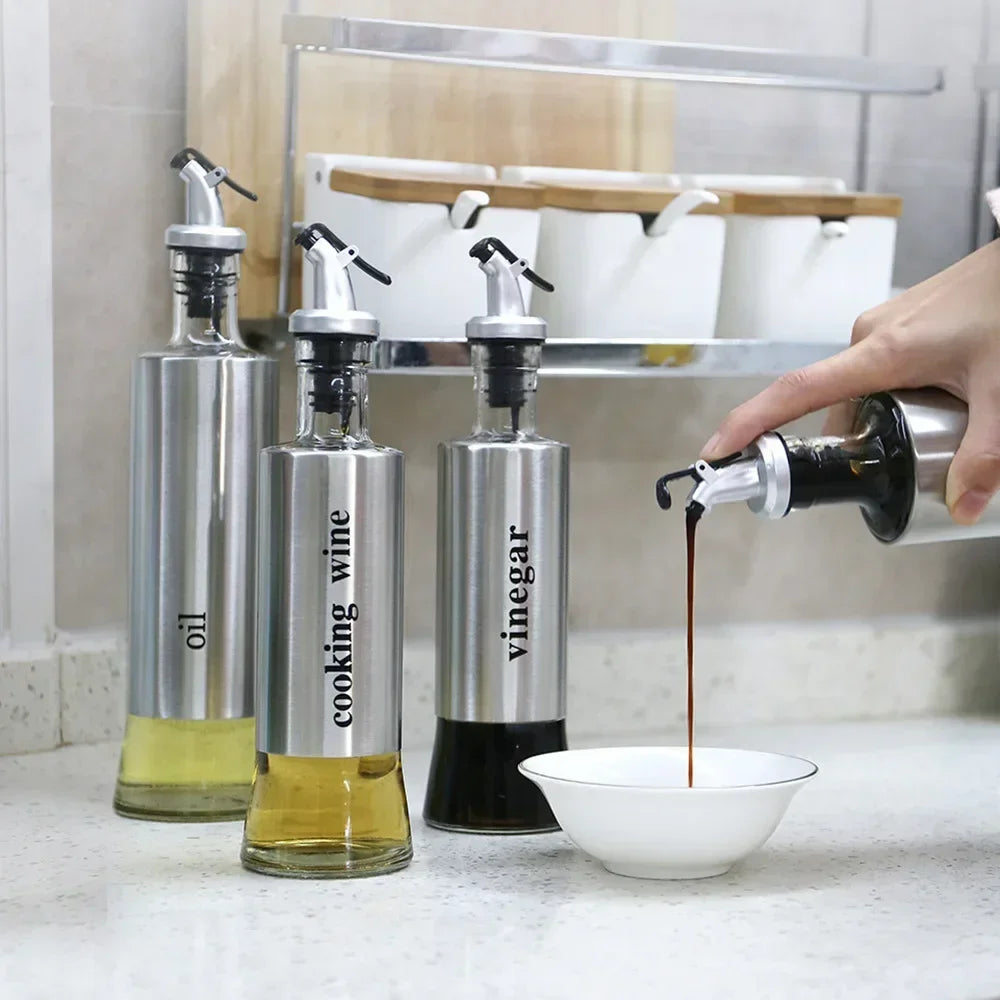 Stainless Steel Oil Bottle – 300ml/500ml Dispenser for Olive Oil, Vinegar & Sauces