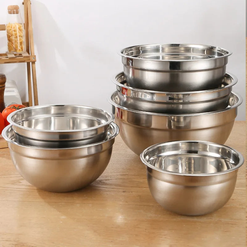 Stainless Steel Salad Mixing Bowl with Lid and Non-Slip Silicone Base – Various Sizes Available