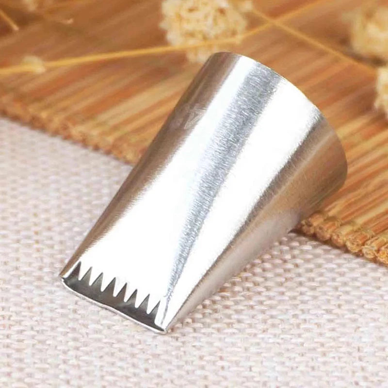 Basket Weave Icing Nozzles – Stainless Steel Piping Tips for Cake & Cupcake Decorating