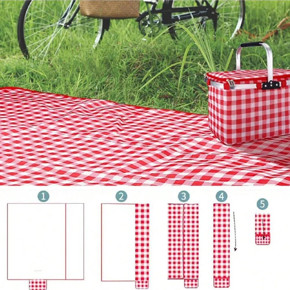 Checkered Picnic Blanket 140×190cm – Washable Lightweight Mat with Handle for Camping