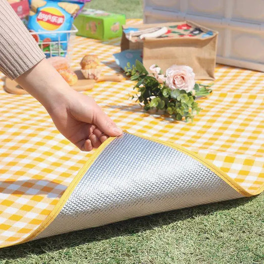 Yellow Waterproof Camping & Picnic Mat – Double-Sided Aluminium Sleeping Pad for Outdoor Use